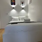 Δωμάτια σε οικογενειακή κατοικία Pensamento 12b *