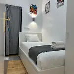 Δωμάτια σε οικογενειακή κατοικία Pensamento 12b *