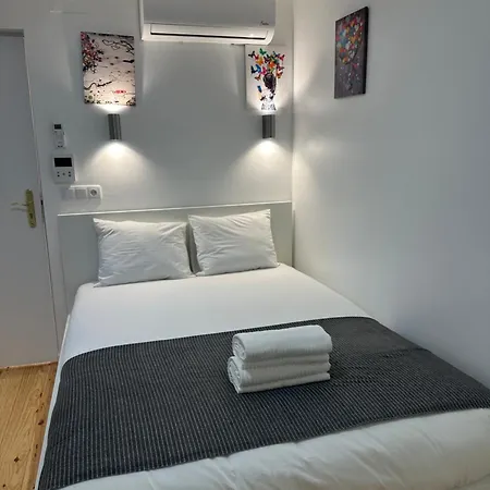Pensamento 12b Quarto em Acomodações Particulares *