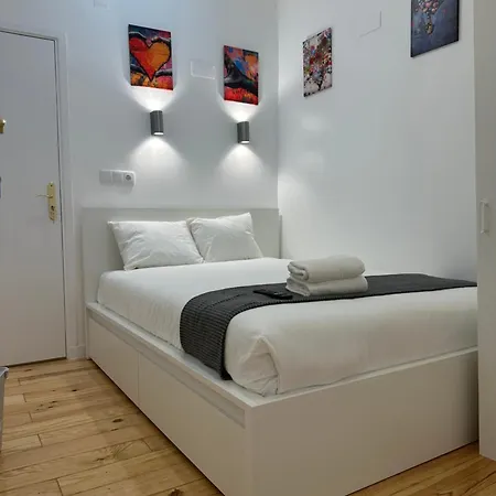 Quarto em Acomodações Particulares Pensamento 12b Lisboa