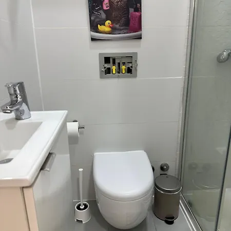 Pensamento 12b Quarto em Acomodações Particulares Lisboa