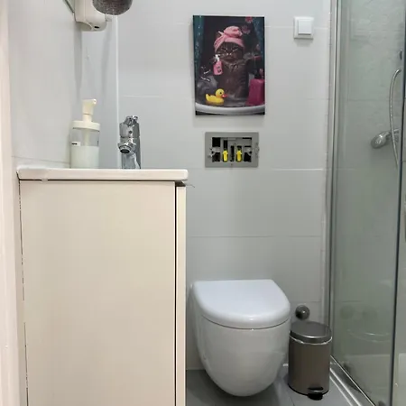 Quarto em Acomodações Particulares Pensamento 12b Lisboa