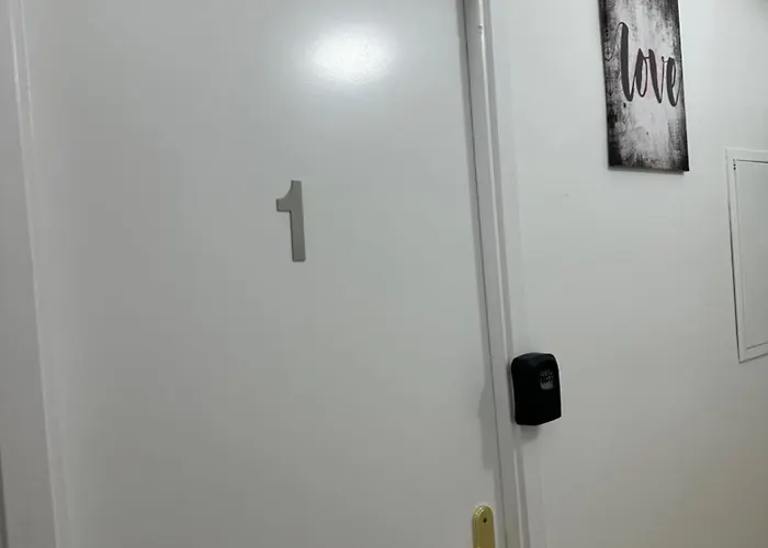 Pensamento 12b Δωμάτια σε οικογενειακή κατοικία *